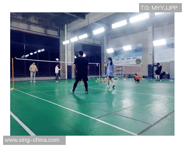 李秀英的羽毛球人生:从热爱到巅峰的深度对话与启示 李秀英的羽毛球人生:从热爱到巅峰的深度对话与启示